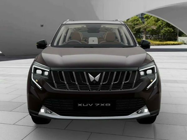 2026 Mahindra XUV 7XO AX5