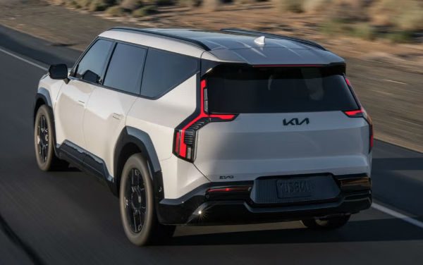 2027 KIA EV9 GT Line