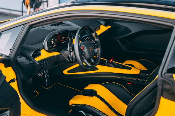 2027 Lamborghini Temerario Interior