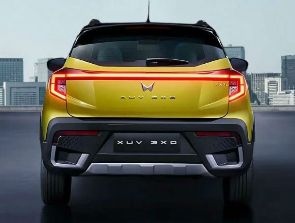 2027 Mahindra XUV 3XO AX5l