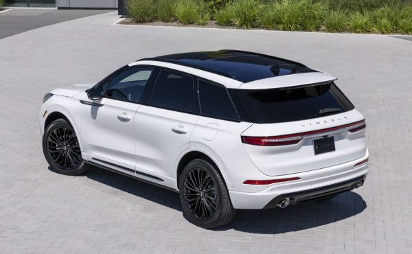 2028 Lincoln Corsair Car