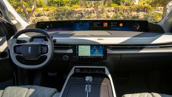 Lincoln Aviator 2027 Interior