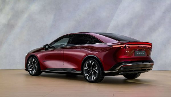 2026 Mazda 6e