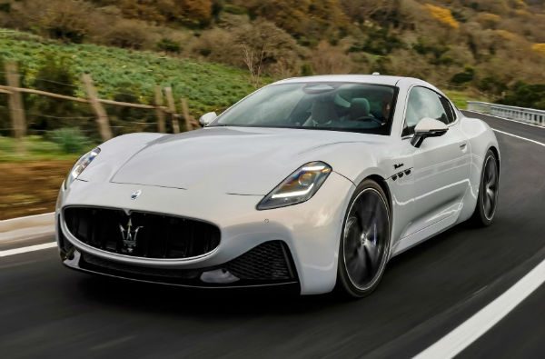 2027 Maserati GranTurismo Car