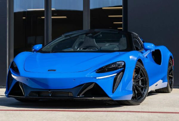2027 McLaren 720s Supercar