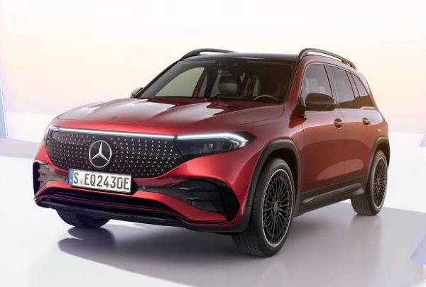 2027 Mercedes-Benz EQB 300 4Matic