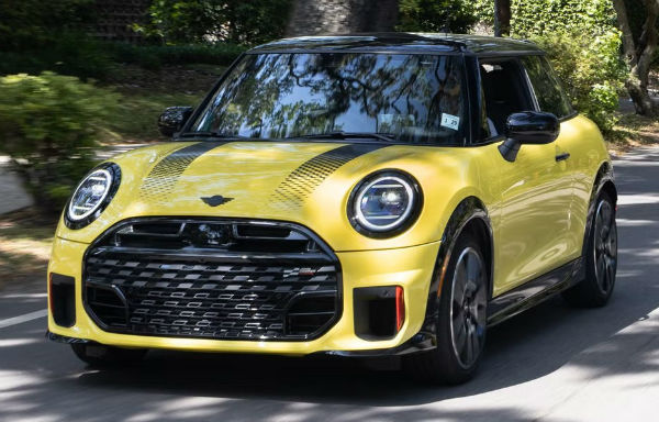 2026 Mini Cooper Clubman JCW