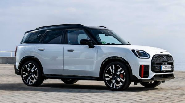 2027 Mini Countryman JWC