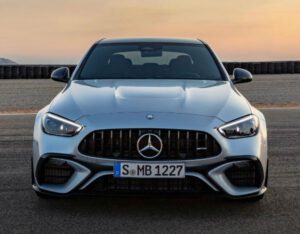 Mercedes C63 AMG V8 2027