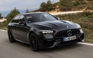 Mercedes C63 AMG V8 2027 Sedan