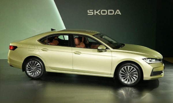 2027 Skoda Superb Executive Car